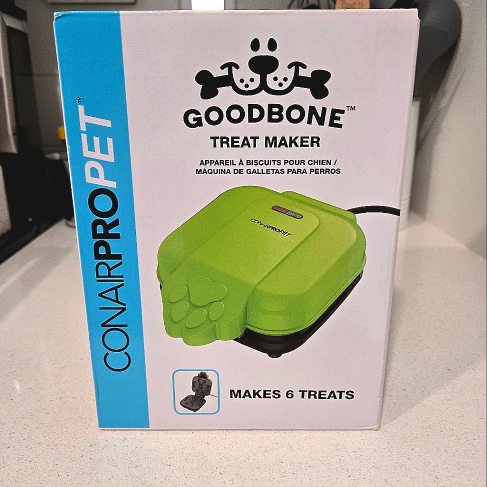 NEW IN BOX Conair ProPet Goodbone Treat Maker